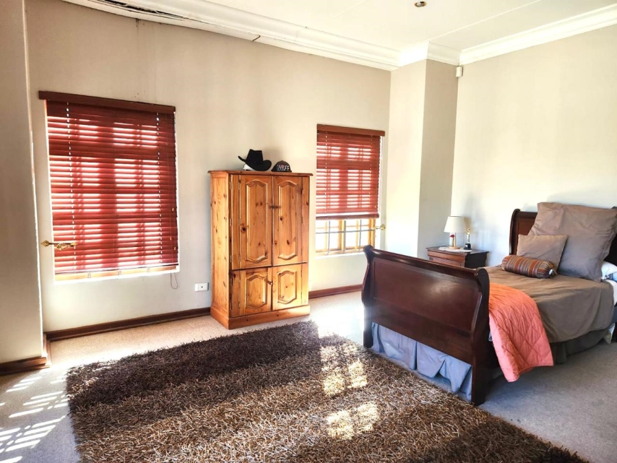 4 Bedroom Property for Sale in Wilkoppies North West